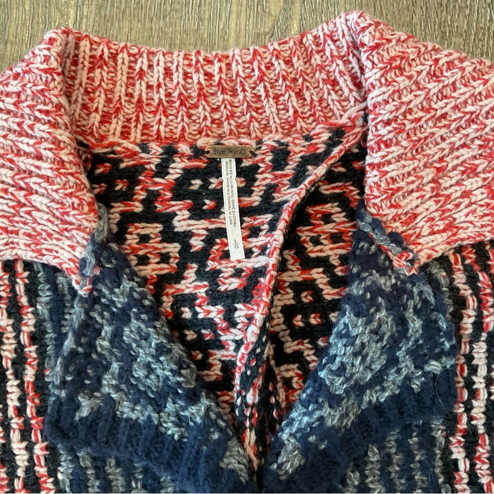 FREE PEOPLE Women’s split back cardigan sweater - Picture 4 of 16